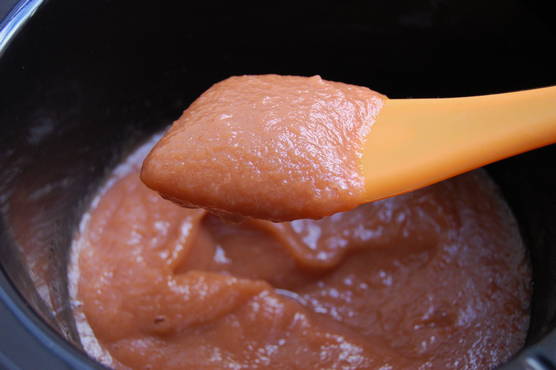 Torta di mele a base di vinacce