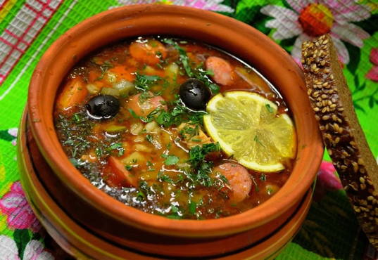 Solyanka senza salsiccia
