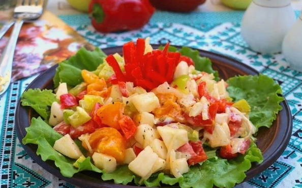 Ananas-Käse-Salat ohne Hühnchen