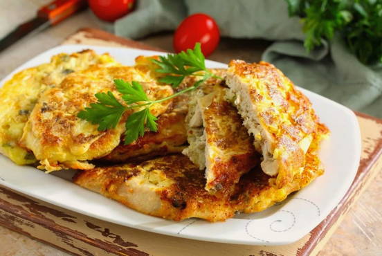 Costolette di pollo in pastella di patate in padella