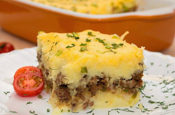Kartoffelauflauf mit Hackfleisch und Käse