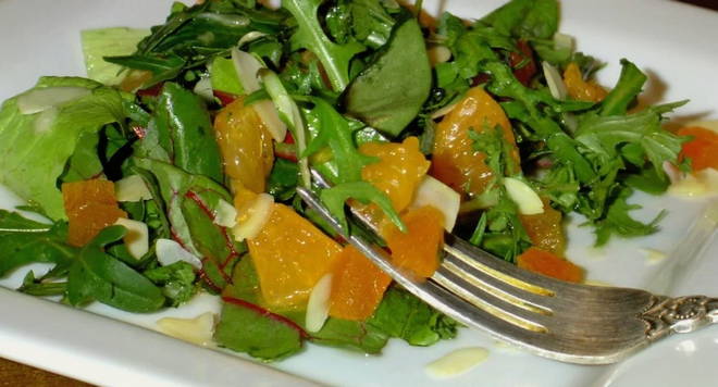 Insalata di avocado e sedano