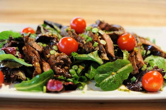 Insalata di arrosto di manzo