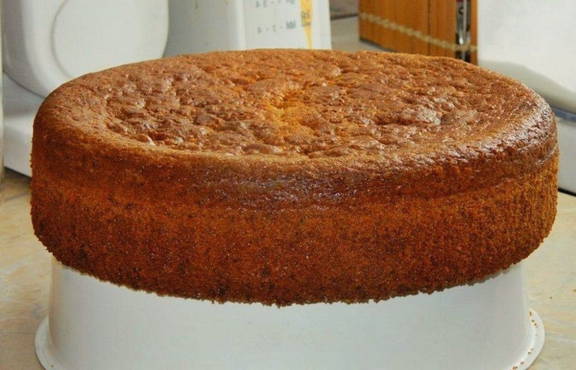 Pan di Spagna nella friggitrice ad aria