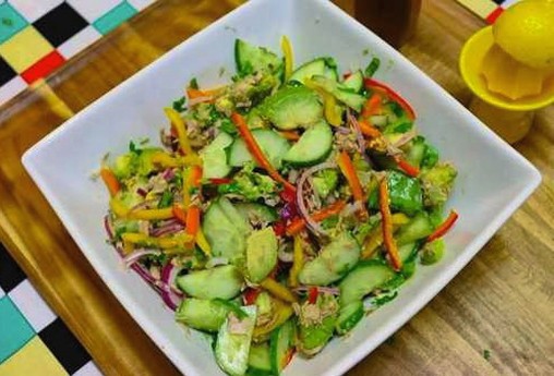 Dåse tun og avocado salat