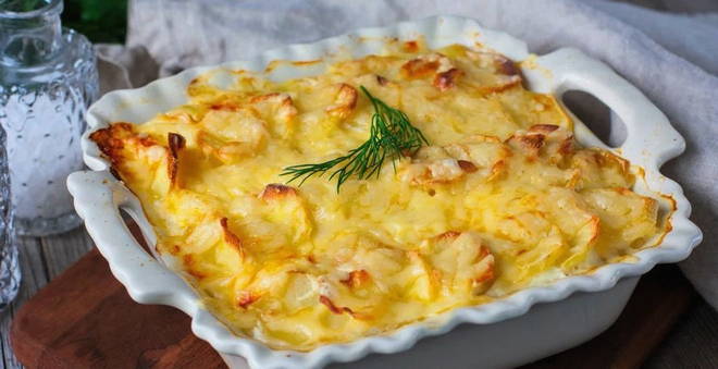 Burgonya rakott lassú tűzhelyen