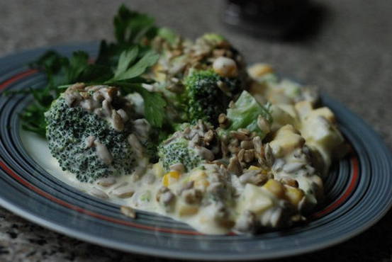 Insalata di broccoli all'aglio