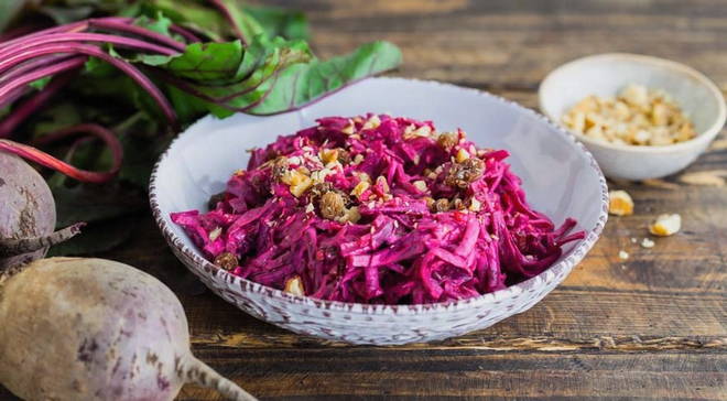 Insalata di barbabietole bollite