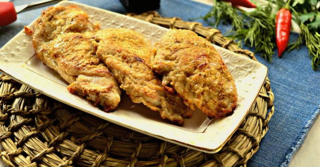 Costolette di pollo in padella