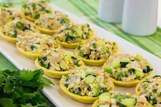 Thunfischsalat in Törtchen