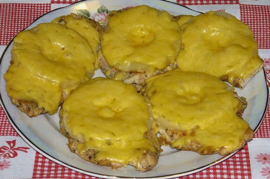 Costolette di pollo con ananas