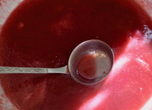 Johannisbeermarmelade mit Bananen