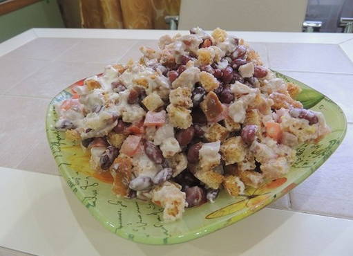 Salata od crvenog graha