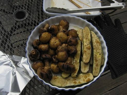 Gegrillte Champignons in Mayonnaise