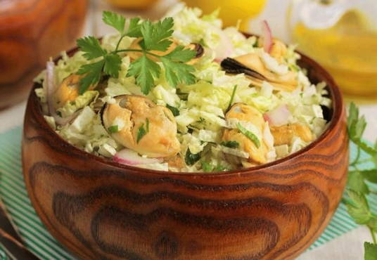 Peking-Kohl-Muschel-Salat
