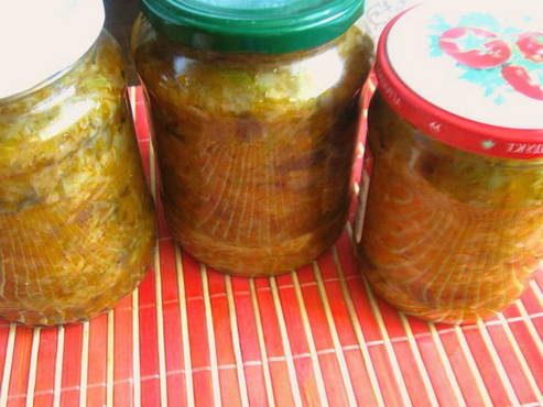 Pilz-Sammeltier für den Winter in einem Slow Cooker