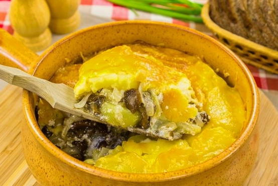 Funghi al miele con patate al forno