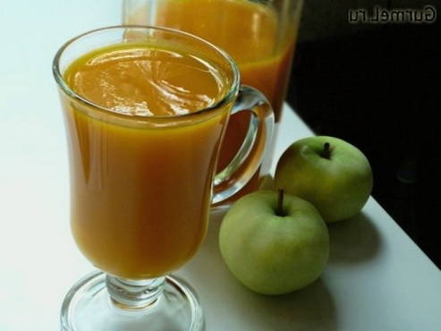 Succo di carota con polpa per l'inverno