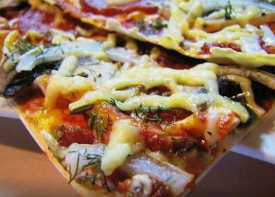 PP Pizza aus Lavash im Ofen