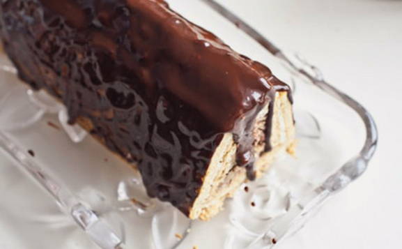 Torta Shalash od kolačića i svježeg sira bez pečenja