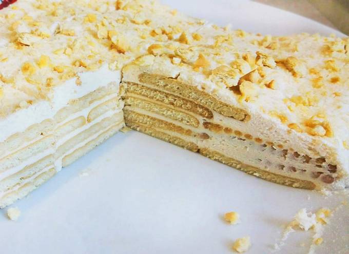 No-bake cookie cake med hytteost og creme fraiche