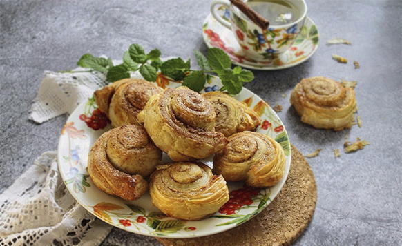 Schnecken mit Zimt aus Blätterteig