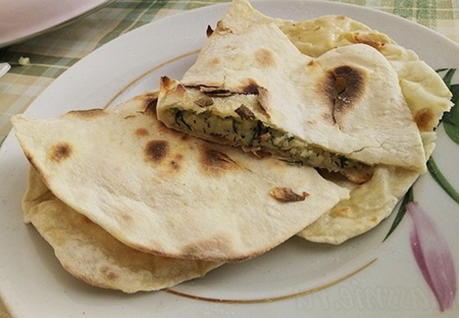 Kystyby con patate su panna acida