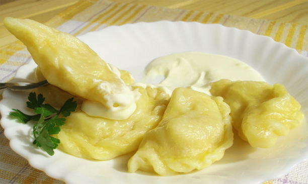 Pierogi z mięsem i ziemniakami