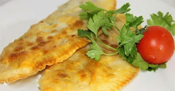 Chebureks für 1 kg Hackfleisch