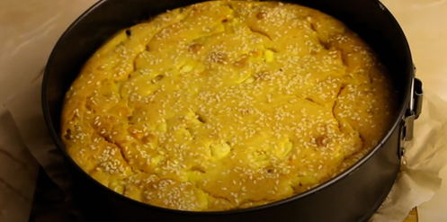 Gelierte Kohlpastete mit Sauermilch im Ofen