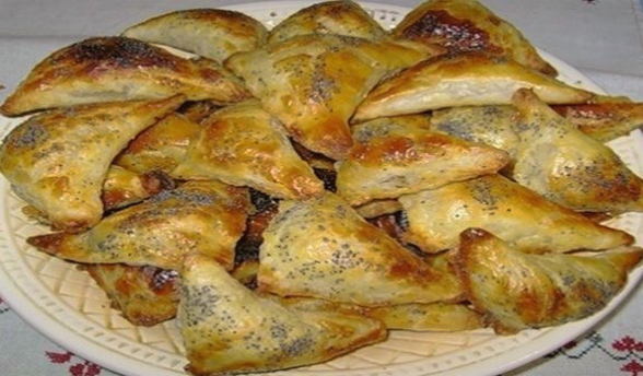 Samsa mit Kartoffeln und Champignons