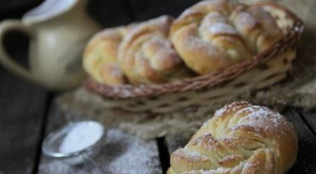 Come fare dei bei panini con la pasta lievitata con lo zucchero