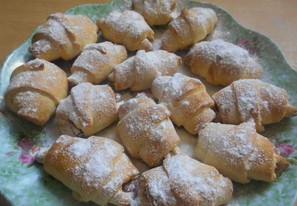 Wie man Marmelade Bagels zu Hause macht