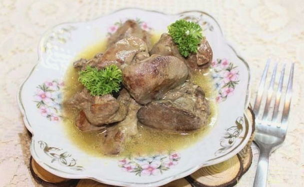 Fegato di pollo con maionese e panna acida