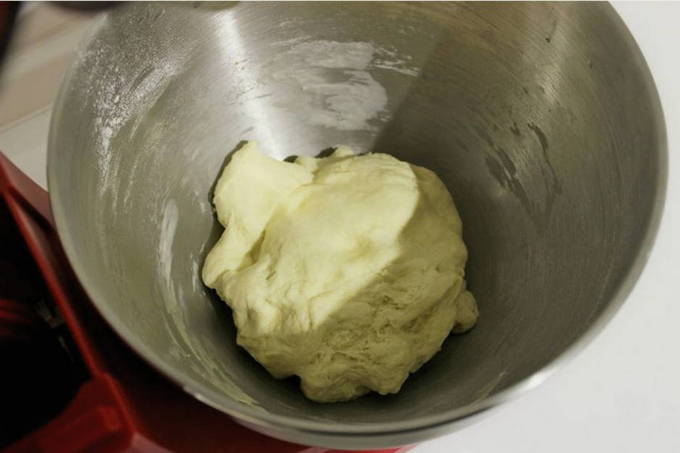 Tészta mantihoz egy bolygókeverőben