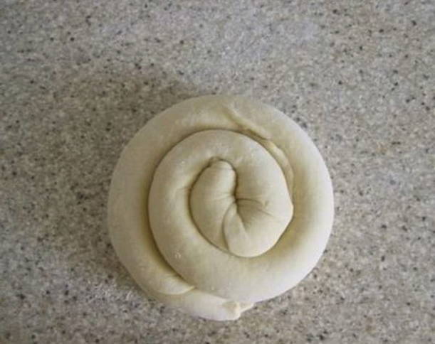 Elastischer Teig für Manti