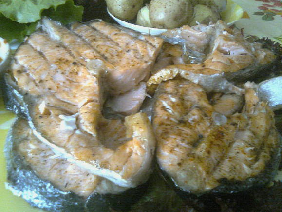 Gegrilltes Lachssteak