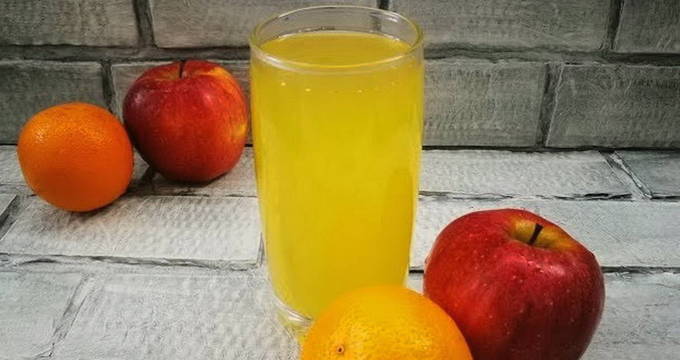 Kompott aus Ranetki und Orangen im 3-Liter-Glas für den Winter