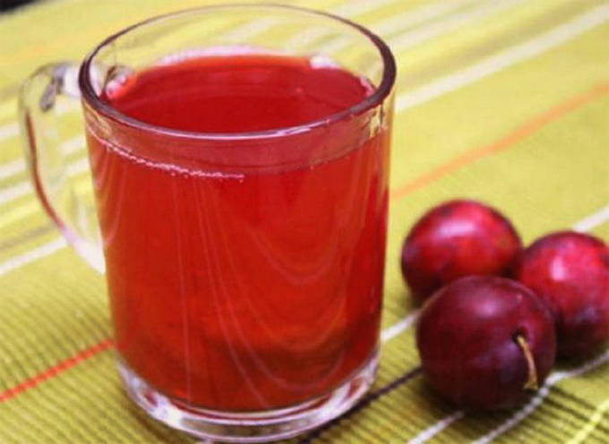 Ranetka-Saft mit Fruchtfleisch für den Winter