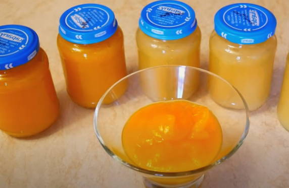 Salsa di mele con zucca per l'inverno