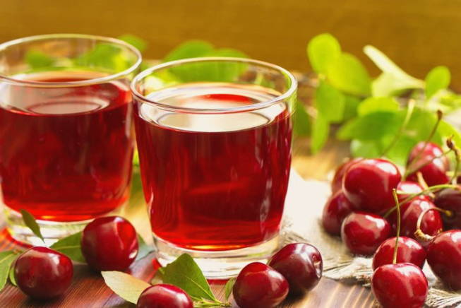 Kirschsaft ohne Zucker für den Winter