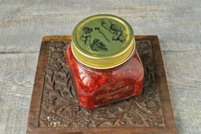 Marmelade aus Walderdbeeren für den Winter