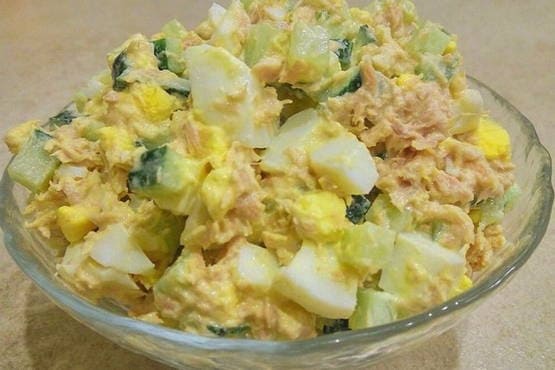 Thunfisch- und Gurkensalat